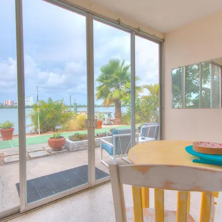 Bay Watch #3 - Weekly Beach Rental
